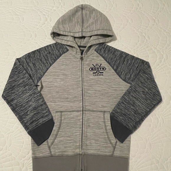 Roots Full Zip Hoodie - Size M Kids - Picture 10 of 10